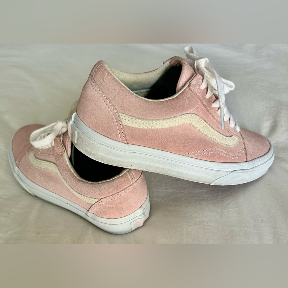 VANS Old Skool Pink Suede Women's Sneakers - Picture 4 of 11